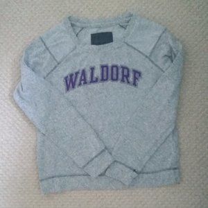 Waldorf University sweatshirt, Camp David Size M